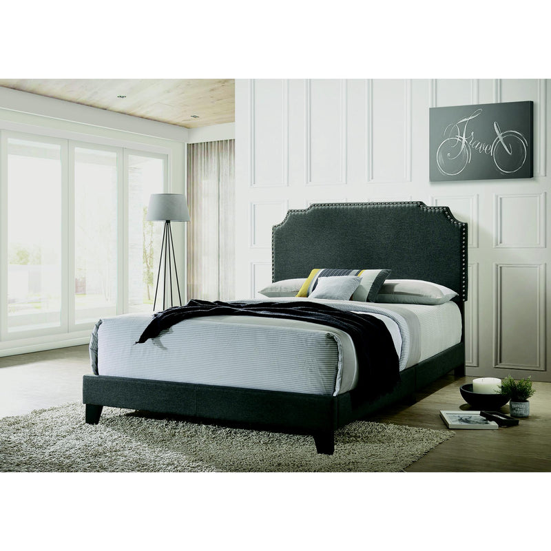 Coaster Furniture Tamarac King Upholstered Platform Bed 310063KE IMAGE 2