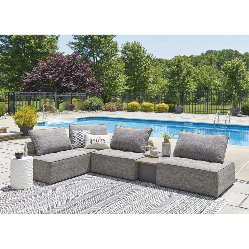 Signature Design by Ashley Outdoor Seating Sectionals P160-703/P160-821/P160-821/P160-821/P160-821 IMAGE 2
