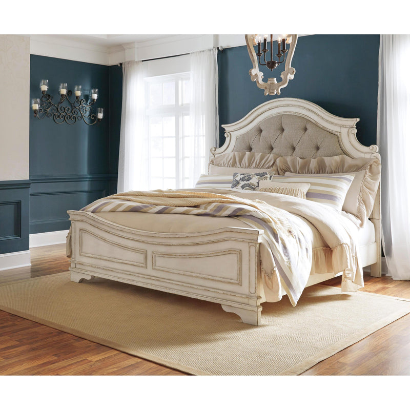 Signature Design by Ashley Realyn B743B23 6 pc King Upholstered Panel Bedroom Set IMAGE 2