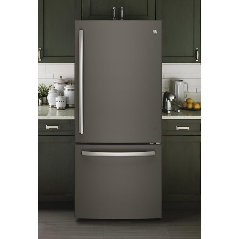 GE 30-inch, 20.9 cu. ft. Bottom Freezer Refrigerator GDE21EMKES IMAGE 4