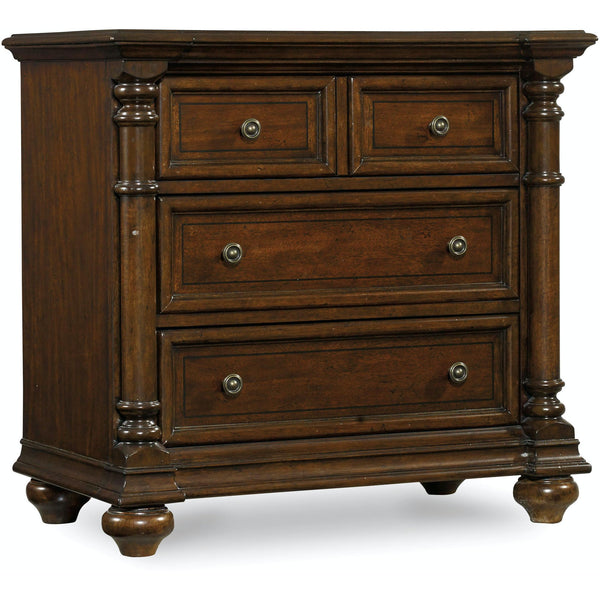 Hooker Furniture Leesburg 3-Drawer Nightstand 5381-90016 IMAGE 1
